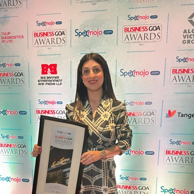 Prerna receiving Kaizen's award at the Business Goa Awards for Corporate Excellence 2024